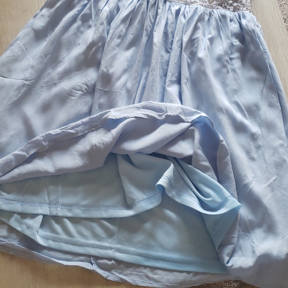 🎉HP🎉NWT Solaris Style lace dress. See measurements - Picture 5 of 10